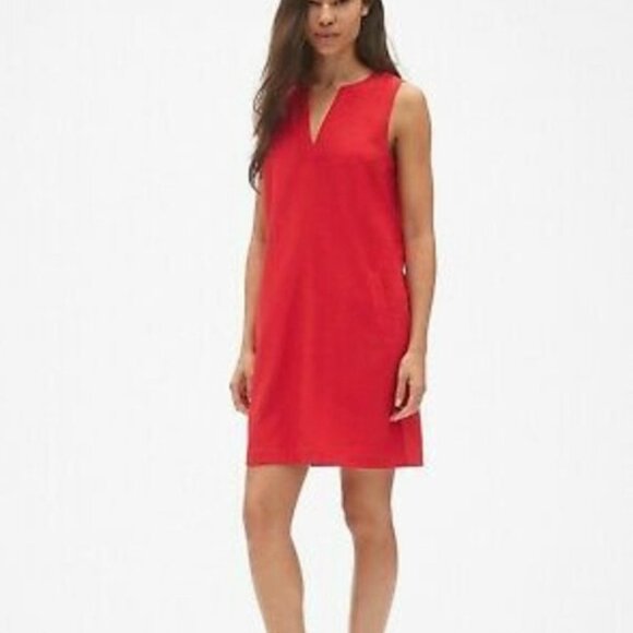 GAP Womens size Medium Sleeveless Split Neck Red short Shift dress NWT - Picture 1 of 3